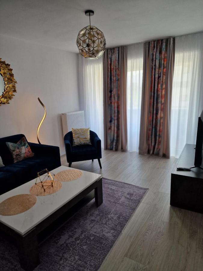 M&A Apartment Brasov Ngoại thất bức ảnh