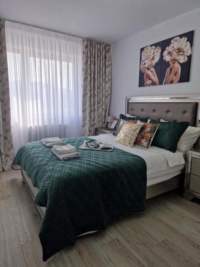M&A Apartment Brasov Ngoại thất bức ảnh