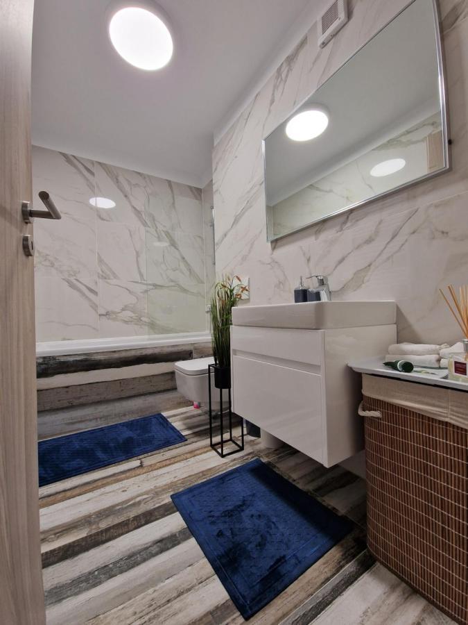 M&A Apartment Brasov Ngoại thất bức ảnh