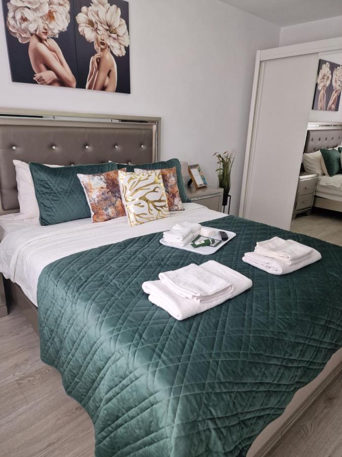 M&A Apartment Brasov Ngoại thất bức ảnh