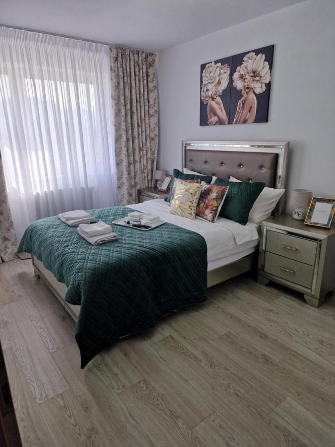 M&A Apartment Brasov Ngoại thất bức ảnh
