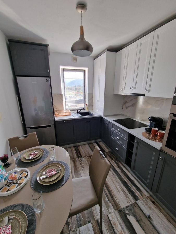 M&A Apartment Brasov Ngoại thất bức ảnh